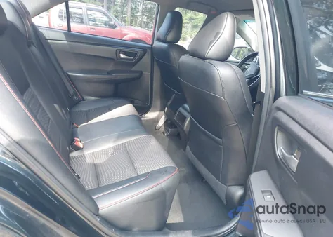 2015 Toyota Camry Se z USA, uszkodzony, nr VIN 4T1BF1FK1FU477300